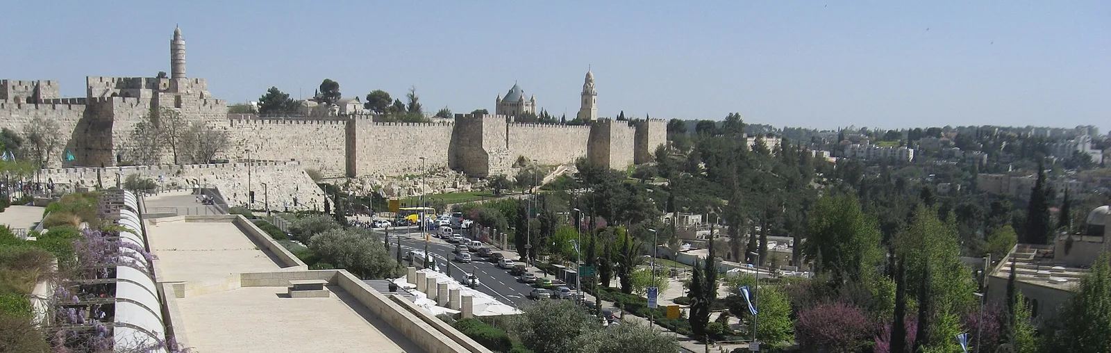חומות העיר העתיקה ומגדל דוד בירושלים
